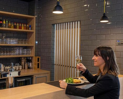 Holiday Inn Express Nice - Grand Arenas-4