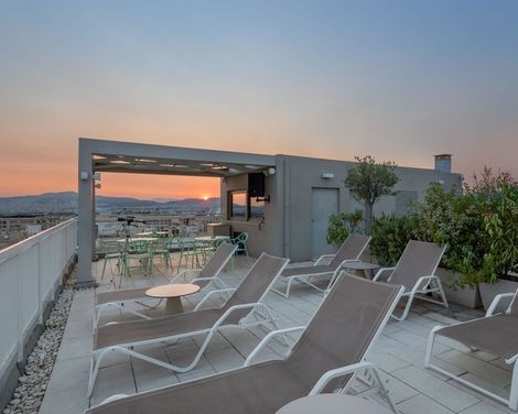 Casual Kubic Athens-2