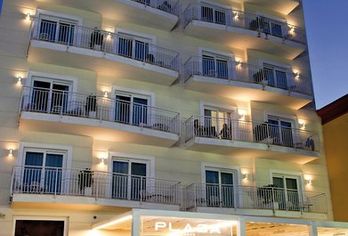 Hotel, Plaza