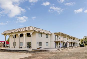 Hotel, Motel 6 Waco Lacey