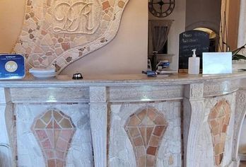 Hotel, Domus Romulea Albergo e Locanda