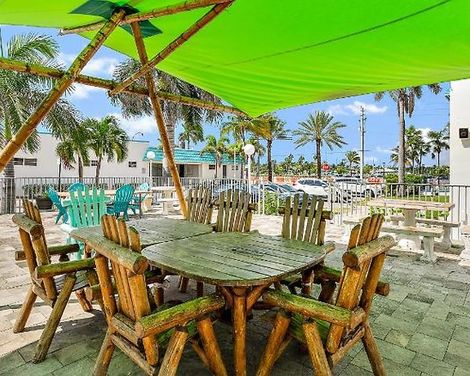 Hollywood Beachside Boutique Suites-1