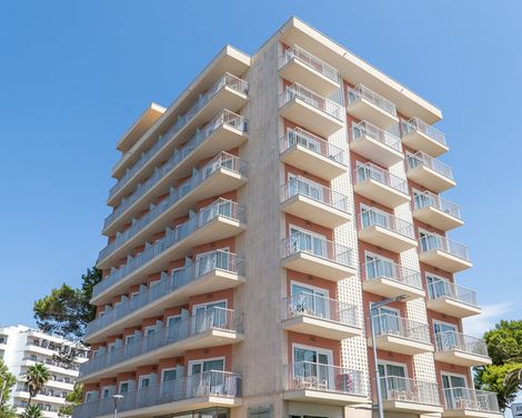 Hotel y Apartamentos Leman-2