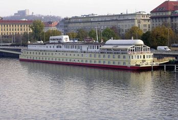 Botel Albatros 