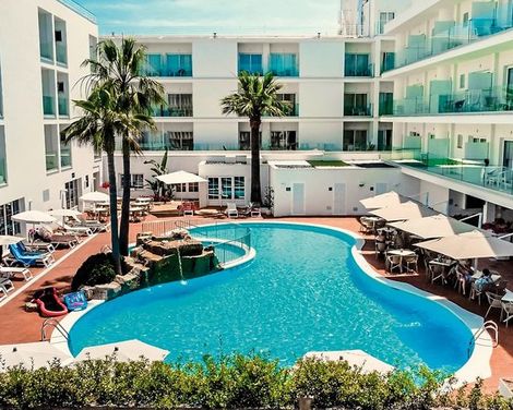 Hotel Capricho & Spa-0