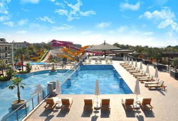 Hotel, Dream World Palace