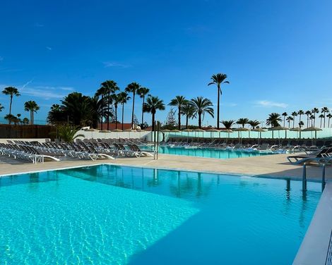 HL Miraflor Suites Hotel-0