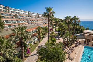 Pine-Bay-Holiday-Resort-
