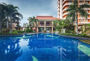 Hotel, Eastern Grand Palace