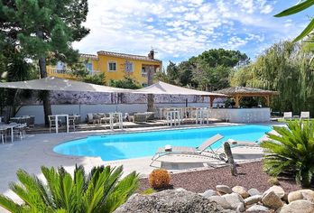 Hotel, Bartaccia