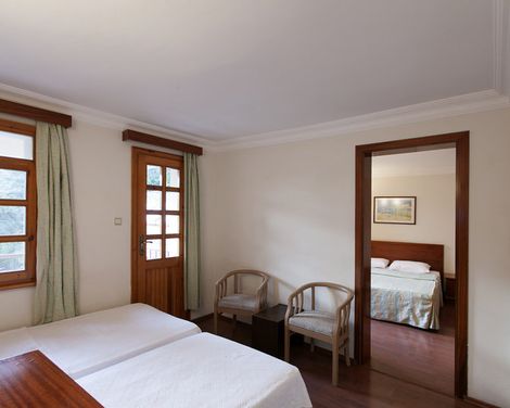 Perdikia Beach Hotel-3