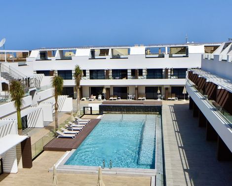 Esmeralda Cotillo Homes by LIVVO-2