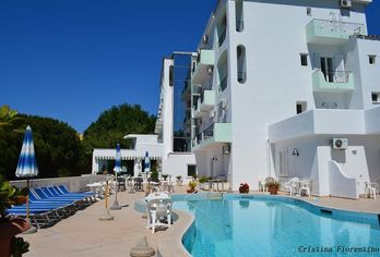 Hotel, Hotel La Ginestra