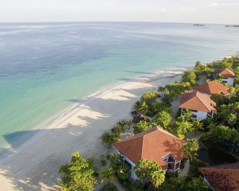 Couples Swept Away-1