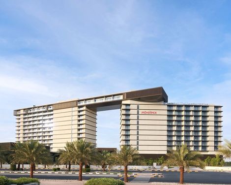 Mövenpick Resort Al Marjan Island-4