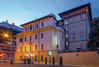Hotel, Hotel Villa Grazioli