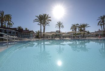 DunaGolf Suites