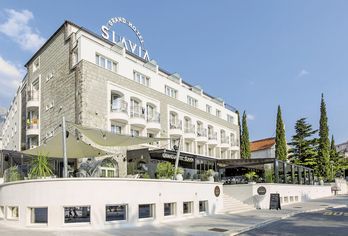 Hotel, Grand Hotel Slavia