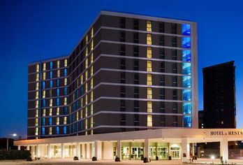 Hotel, Degli Arcimboldi