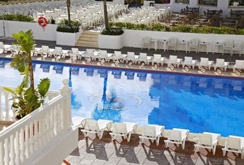 Hotel, Sandos Griego