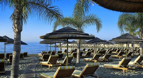 Four Seasons Hotel