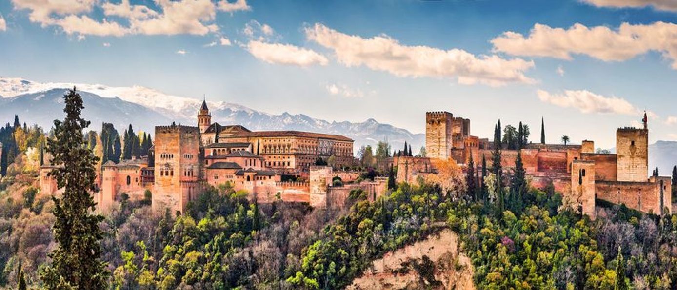  Blick auf die Alhambra in Granada