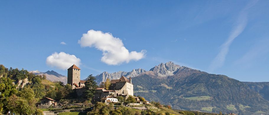 Schloß Tirol