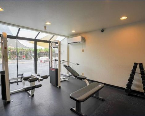 Ramada by Wyndham Tukwila Southcenter-2