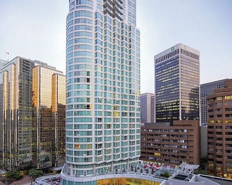 Marriott Pinnacle Downtown Vancouver-0