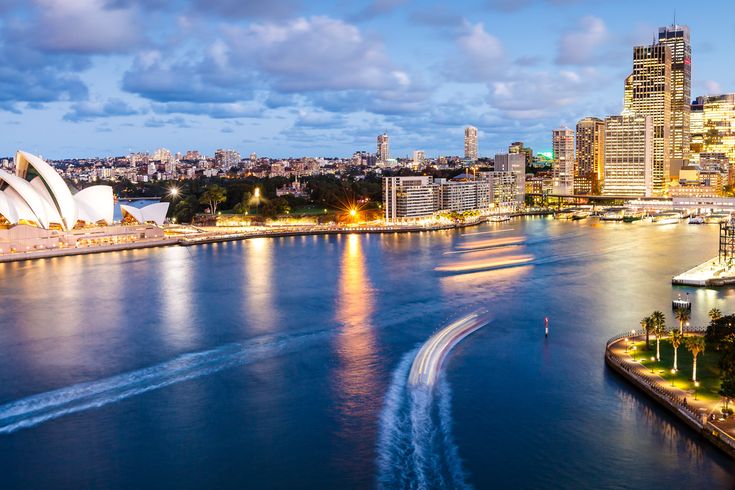Aussicht auf Sydneys Panorama und Opernhaus