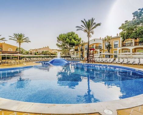 Zafiro Menorca-1