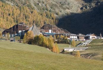 Hotel, Blu Hotel Senales: Zirm-Cristal