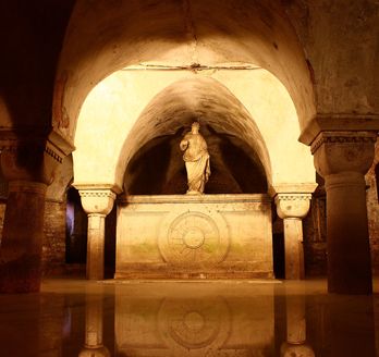 San Zaccaria Kirche, Blick auf den Altar.