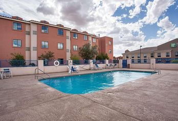 Hotel, Motel 6 Page