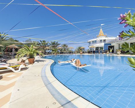 Stromboli Hotel Villaggio-0