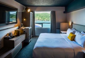Hotel, DoubleTree by Hilton St. John's Harbourview