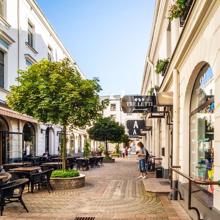Shoppingtour in den noblen Passagen des Berga Bazars