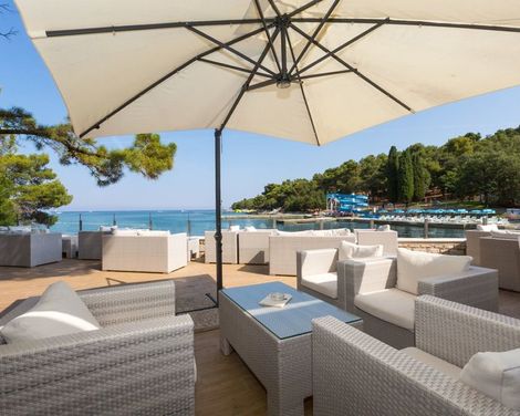 Apartments Galijot Plava Laguna-4