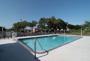 Hotel, Motel 6 Tampa