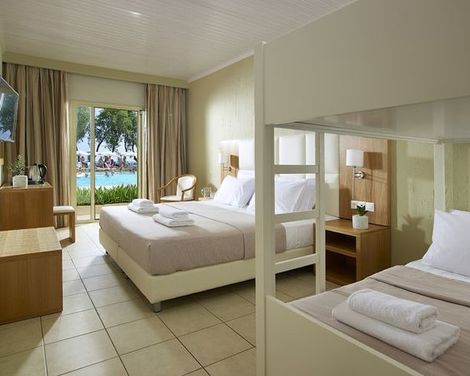 Malia Bay Beach Hotel & Bungalows-0
