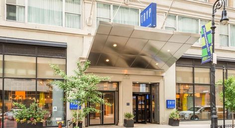 TRYP by Wyndham New York City Times Square / Midtown