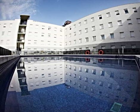 Apartamentos Vértice Sevilla Aljarafe-2