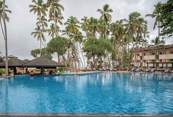 Hotel, Tangerine Beach Hotel