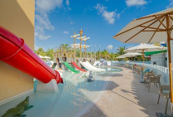 Hotel, Seadust Cancún Family Resort