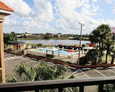 Quality Inn & Suites Kissimmee by The Lake-1