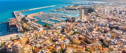 Blick auf Alicante an der Costa Blanca