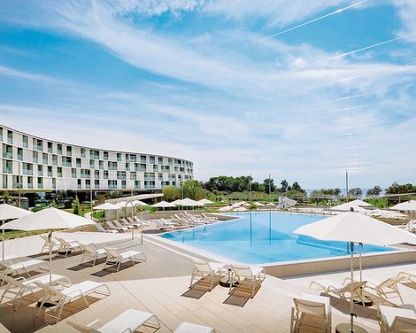 Family Hotel Amarin-3