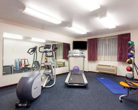 Days Inn by Wyndham Seatac Airport-0