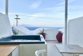 Hotel, Muses Cycladic Suites