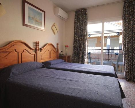 Hotel Mediterraneo Carihuela-3